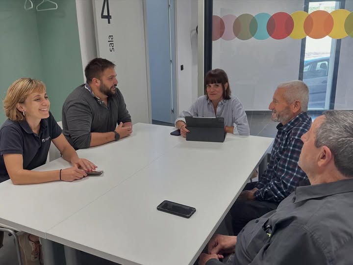 Alba Camps, diputada d’ERC al Parlament, visita el Lluçanès