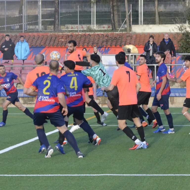 El FC Pradenc guanya a casa