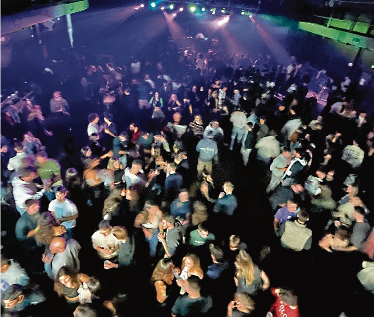 La Setmana Santa al Lluçanès es viu entre la litúrgia i la disbauxa