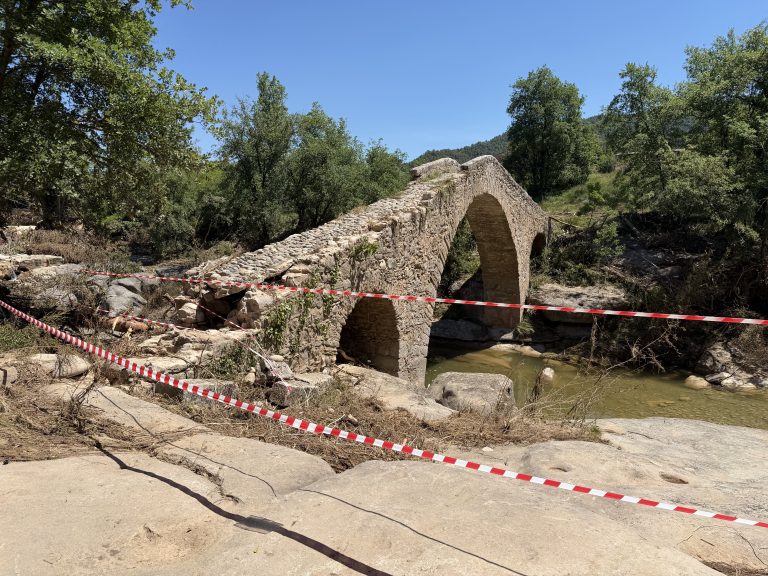 Merlès aprova la situació d’emergènciaper la riuada més destructiva que es recorda