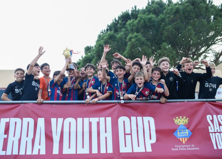 El torneig de futbol Sasserra Youth Cup se celebra amb molt d’èxit
