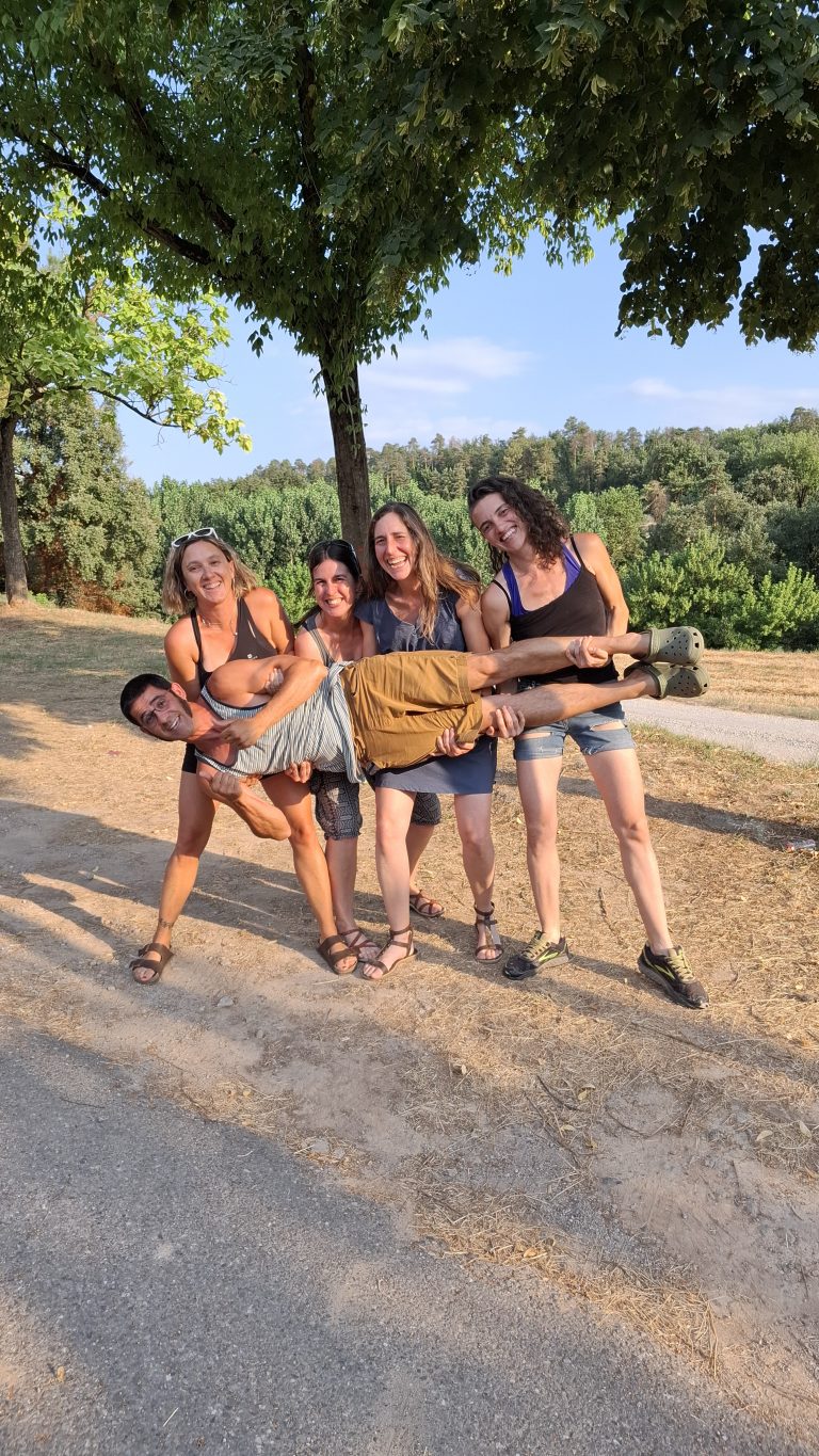 «Quan ens fem adults deixem de jugar i als tallers de circ ens regalem el plaer de tornar-hi»
