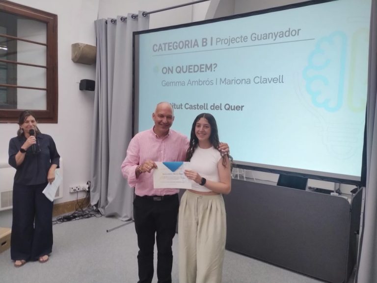 Dues alumnes de l’institut, reconegudes als premis Educaemprèn